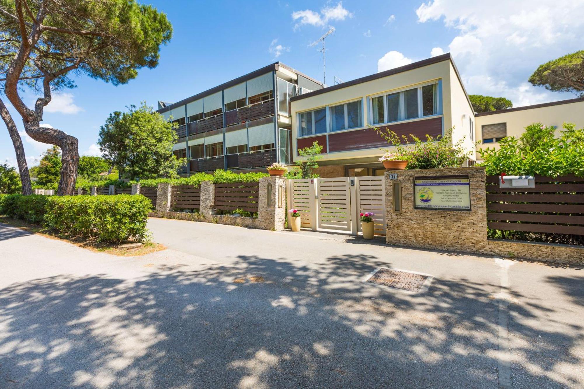 Residence Casa Di Caccia Marina Di Bibbona Bagian luar foto